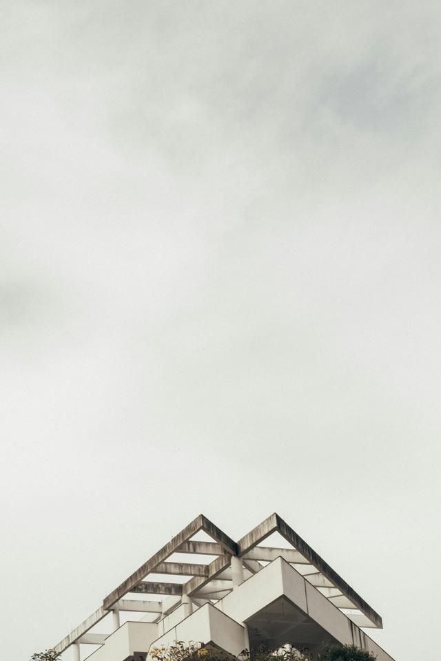 國外建筑安裝工程費用的構成中