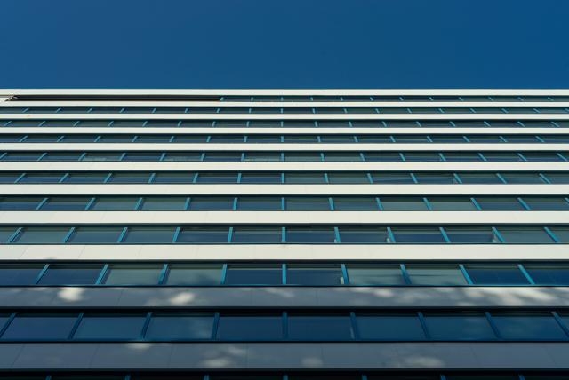 客戶用建設(shè)監(jiān)理信息系統(tǒng)高效管理項(xiàng)目，這系統(tǒng)適配工程行業(yè)流程嗎？