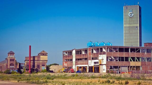 土建工程施工項(xiàng)目中一般用什么軟件，選它值不值？